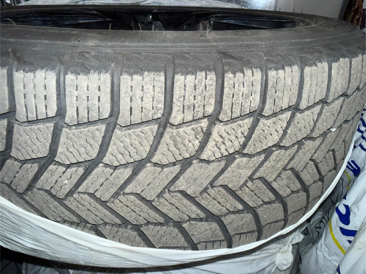 Michelin X-ice Snow Winter tires, 235/50 R18
