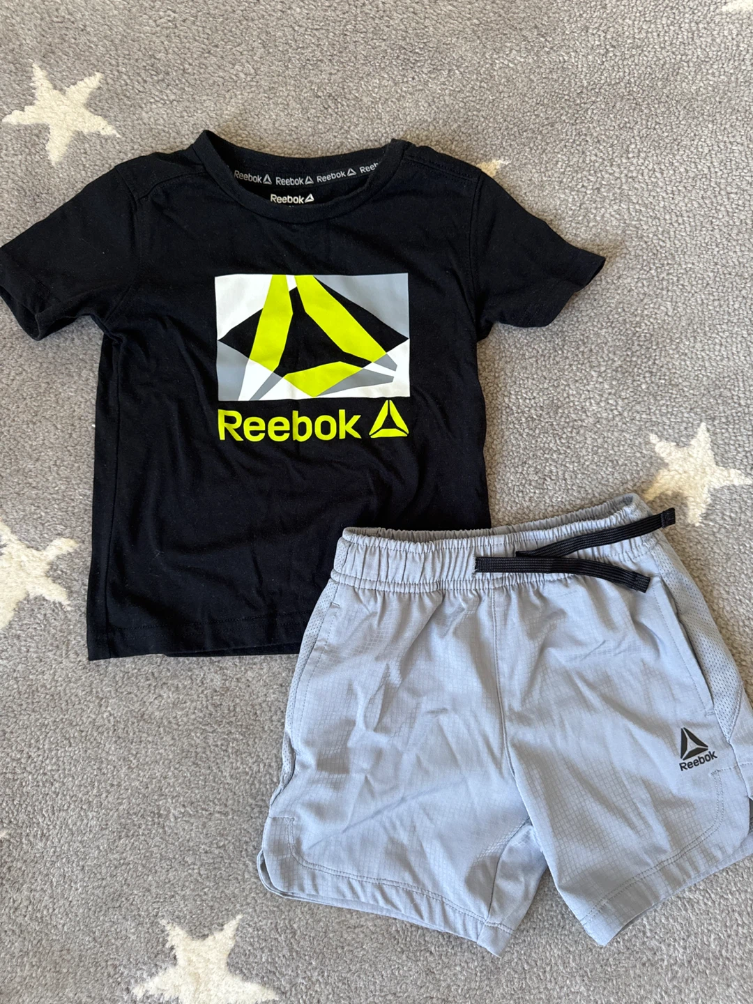 Reebok Toddler Boys 2-Piece Outfit