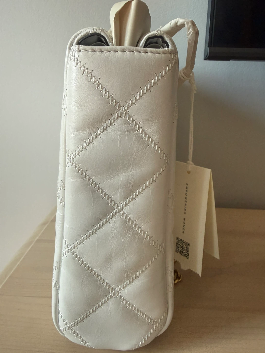 Tory Burch Quilted White Leather Tote - photo 2