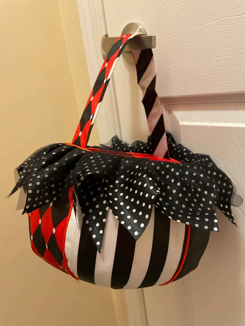 Harlequin Halloween Trick-or-Treat Basket - photo 2