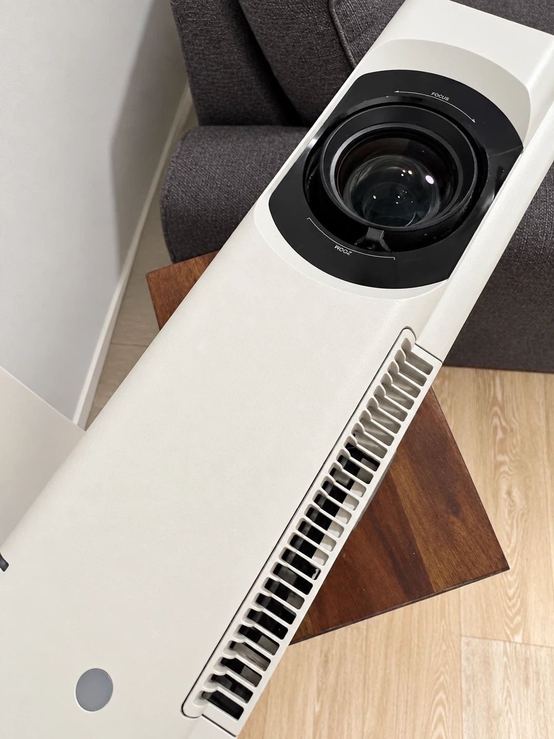 Sony VPL-CH370 Projector + New Spare Lamp - photo 3