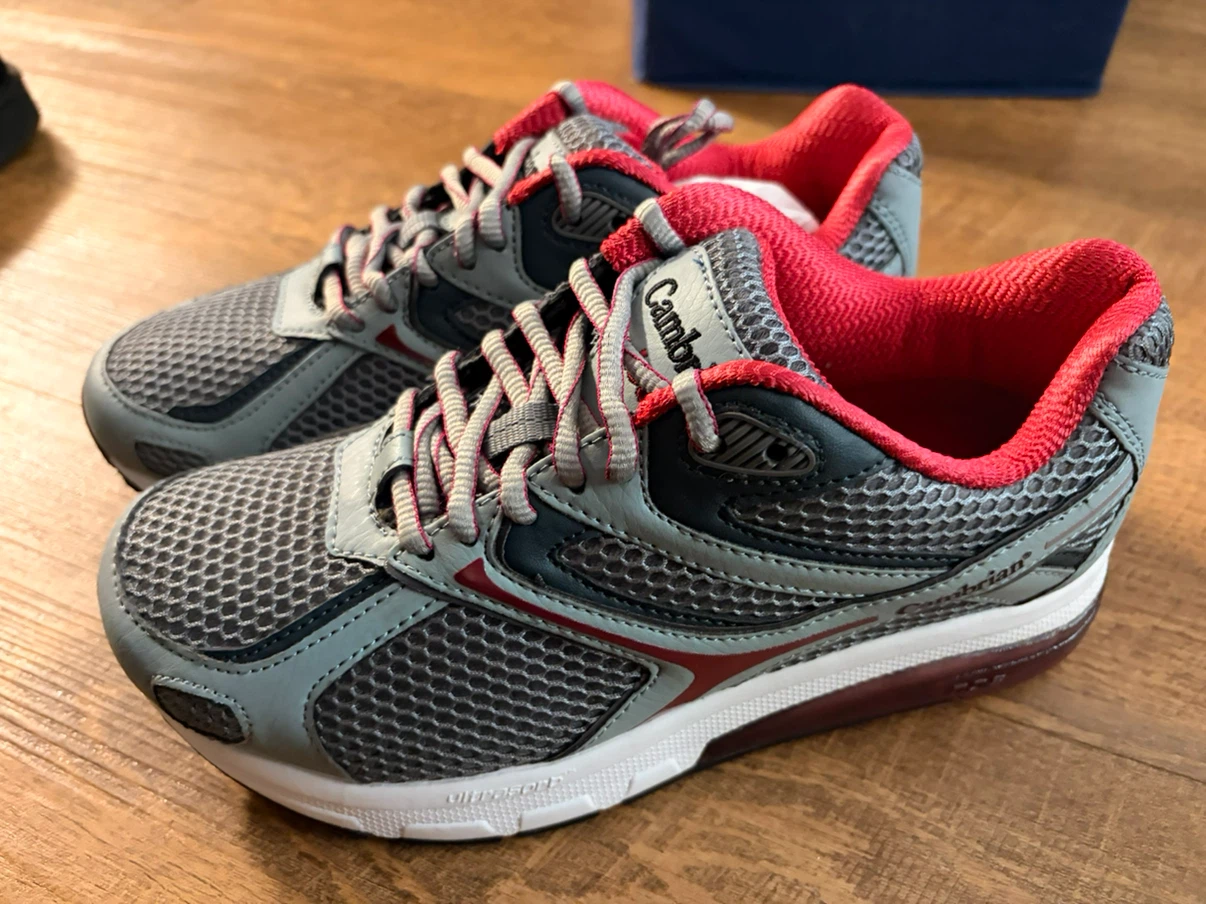 Cambrian Athletic Shoes women 7 1/2 D