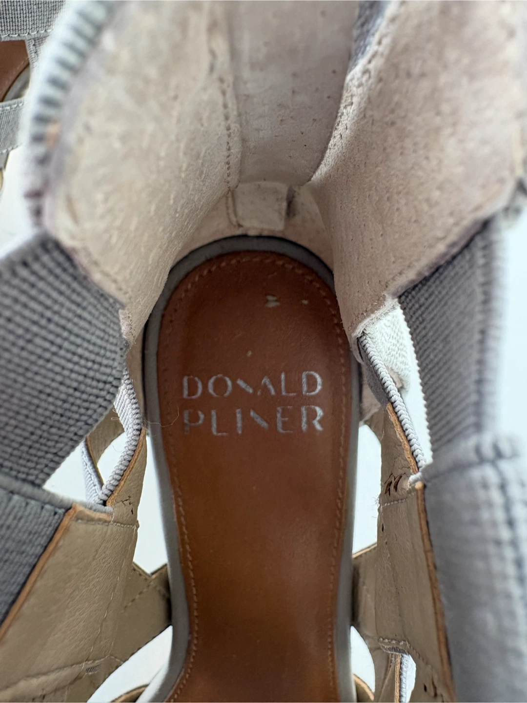 Donald Pliner Grey Heeled Sandals - photo 2