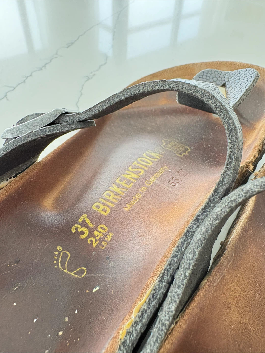 Birkenstock Gizeh Sandals Size 37 - photo 2