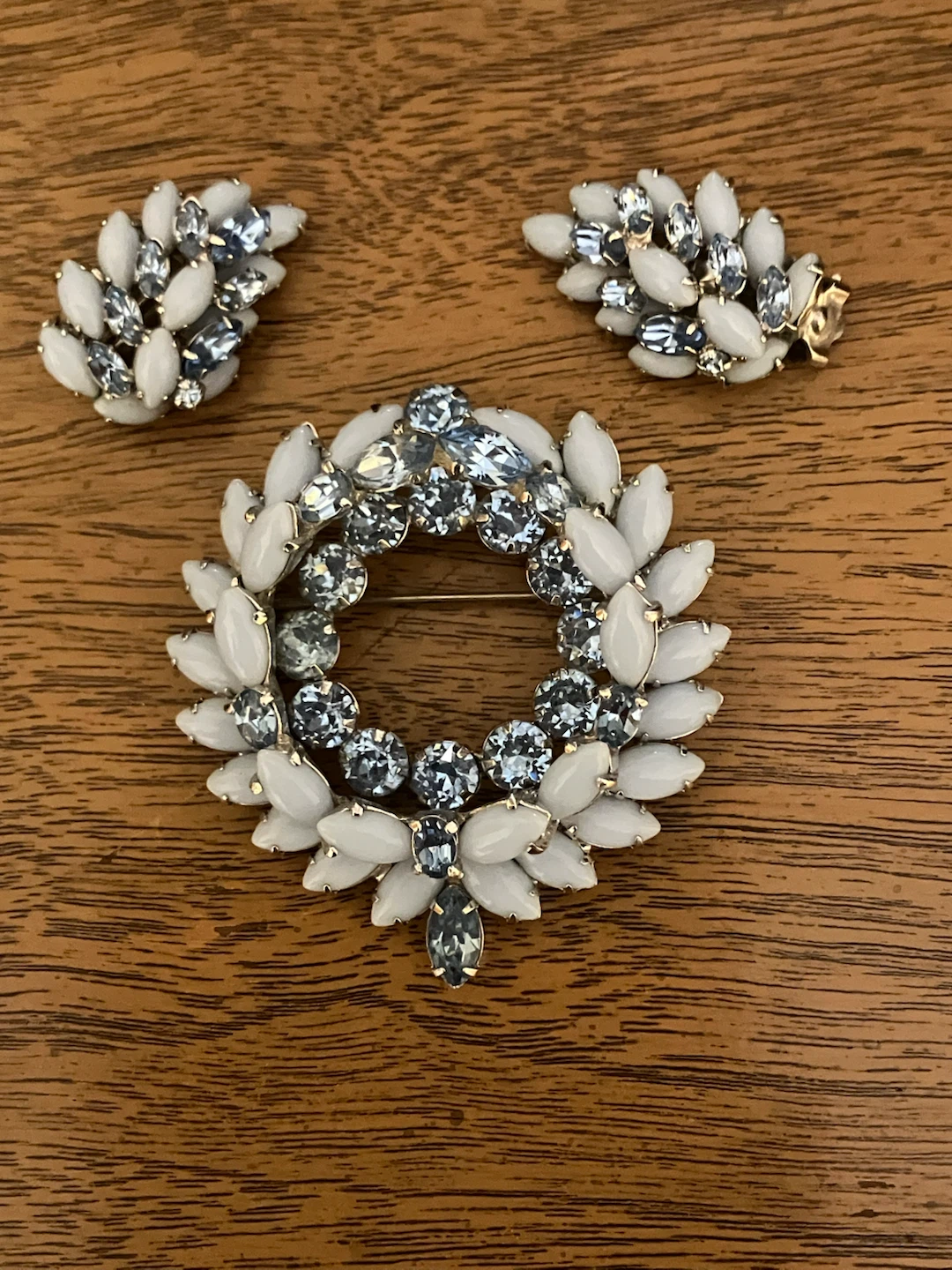 Rare vintage Kramer of New York Brooch and Earring Set