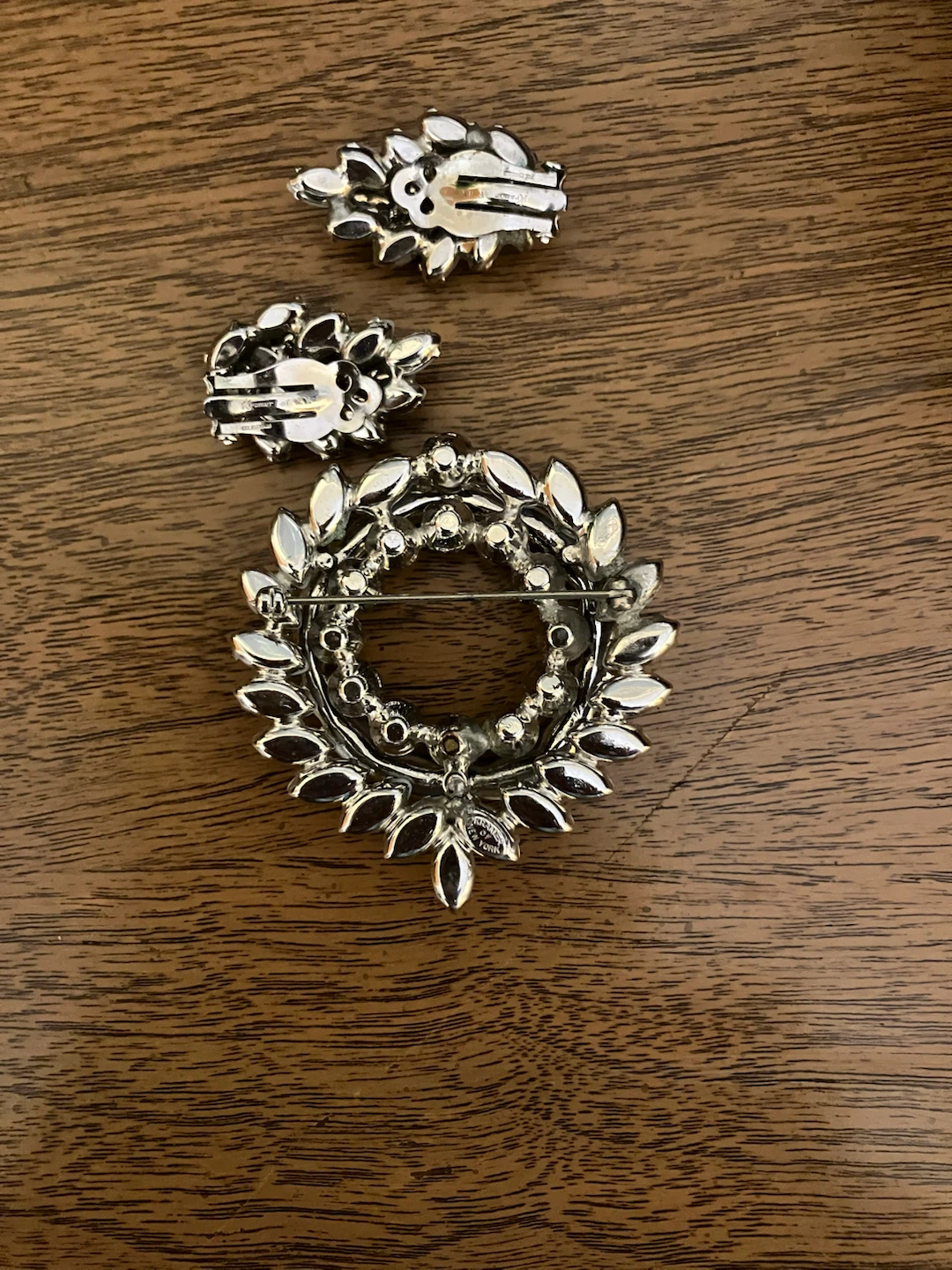 Rare vintage Kramer of New York Brooch and Earring Set - photo 3