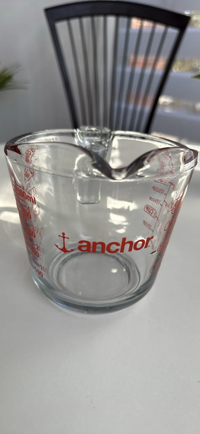 Anchor Glass measuring cup