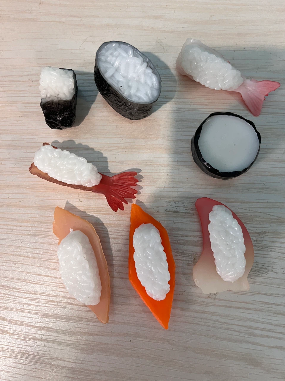HUIANER Fake Sushi Set (8 Pieces)