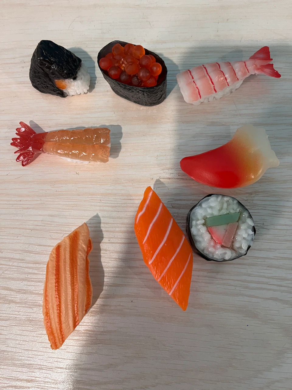 HUIANER Fake Sushi Set (8 Pieces) - photo 2
