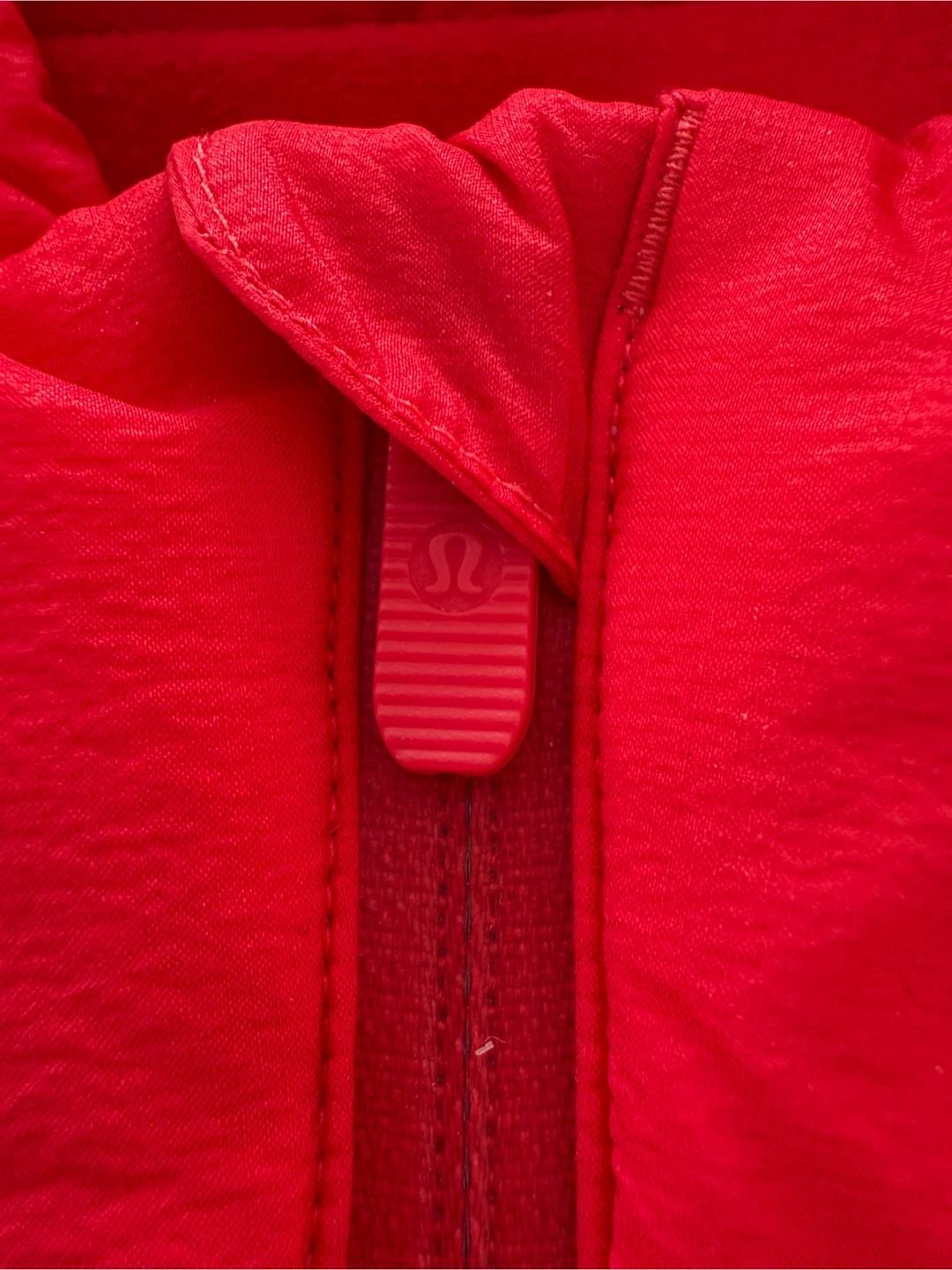 Lululemon Another Mile Jacket Bright Red Size 4 - photo 4
