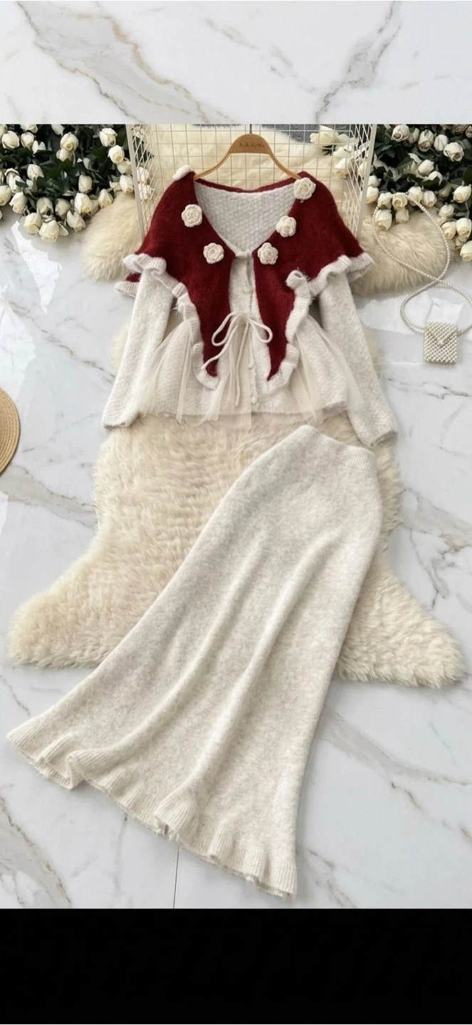 Red and cream knitted two-piece set