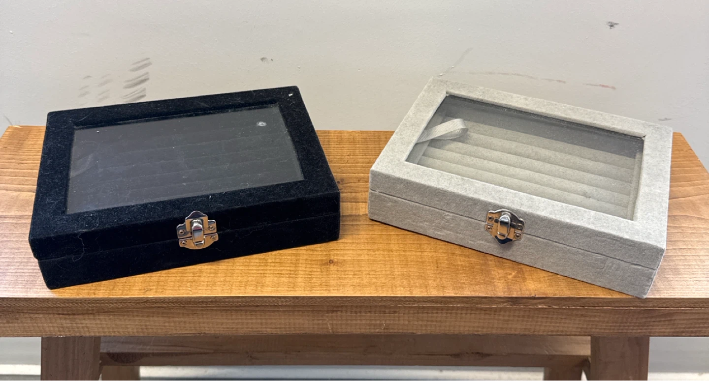 Velvet Jewellery Display Boxes & Travel Envelope