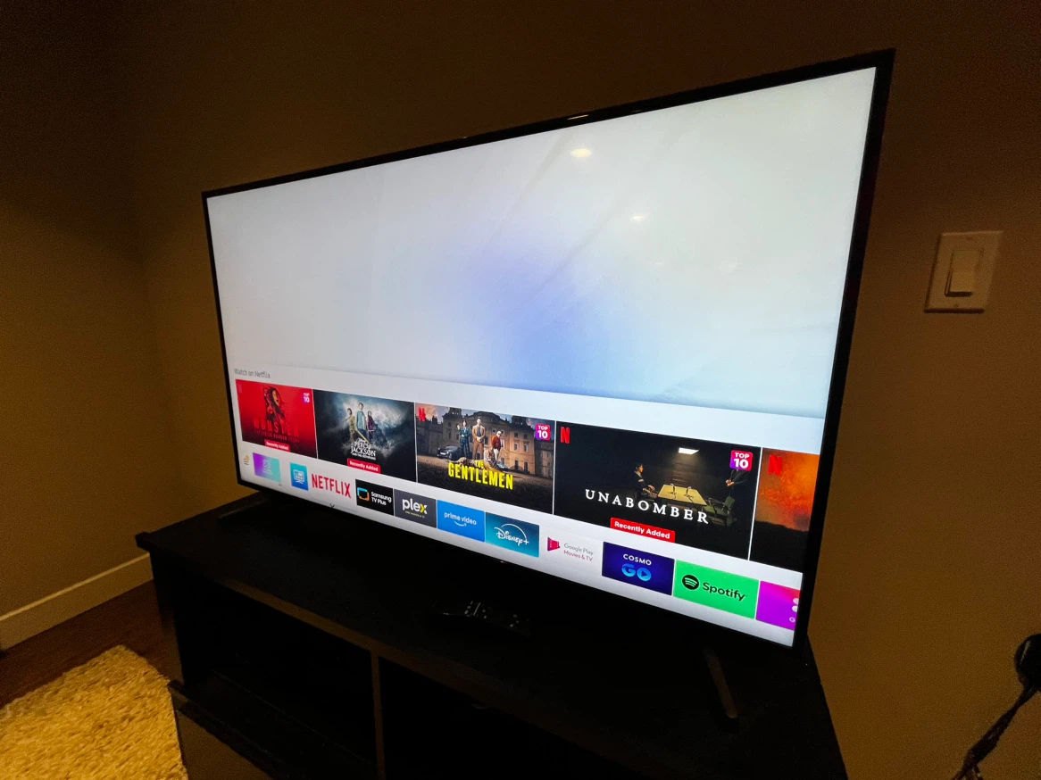 Samsung Smart Tv 50 inches 4k UHD  Model number : UN50NU6900 - photo 4