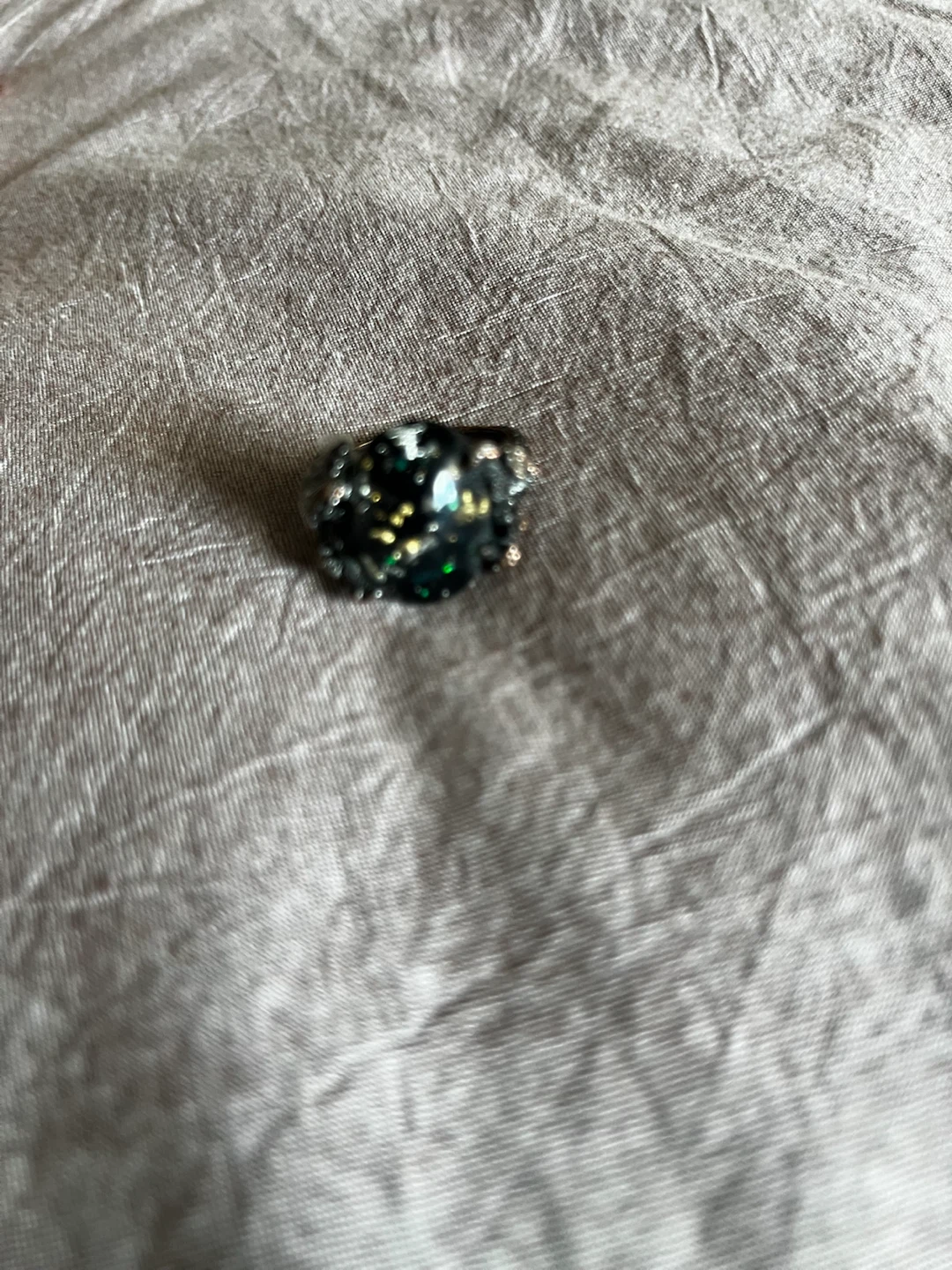 Decorative dark stone ring
