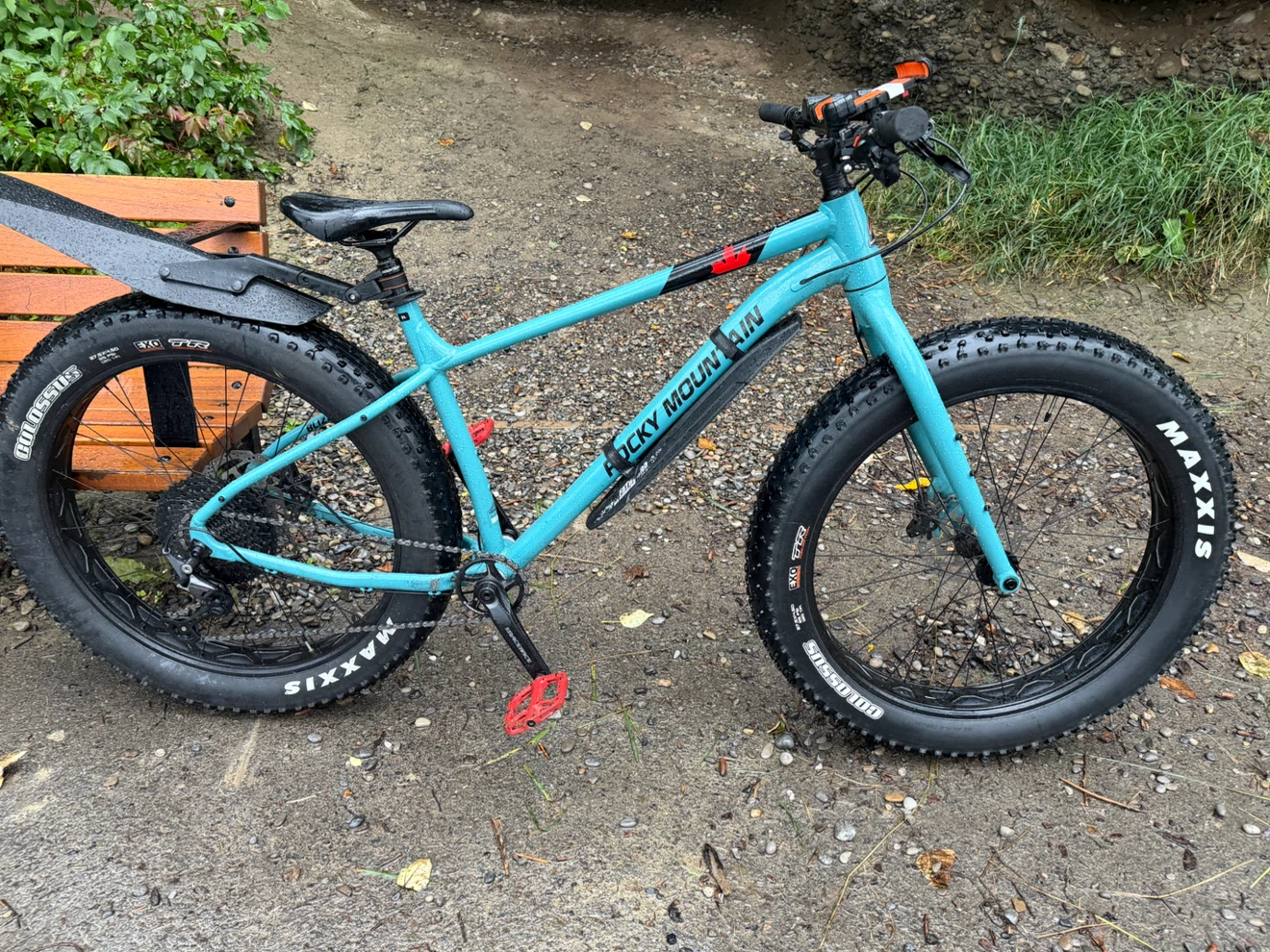 Rocky Mountain blizzard A20 - two sets of tires - photo 2