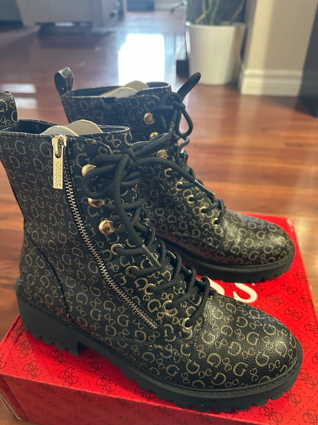 Guess Black and Brown Monogram Boots (9) - photo 3