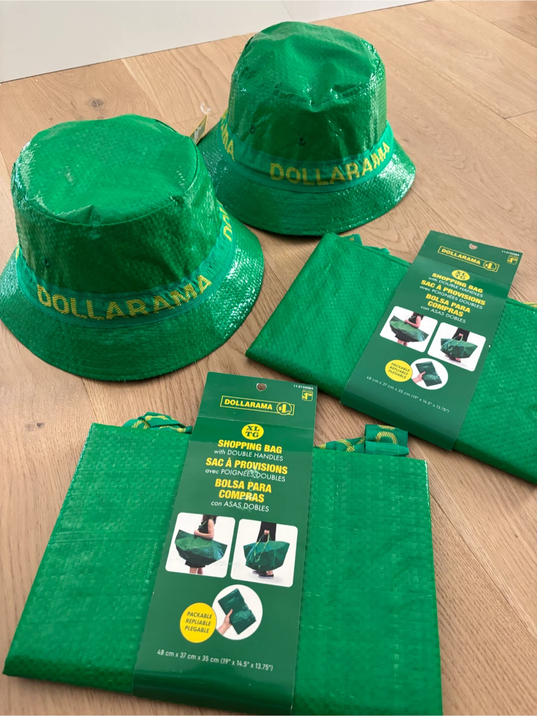 Dollarama Bucket Hat w Shopping Bag! Great Gag Gift, Halloween
