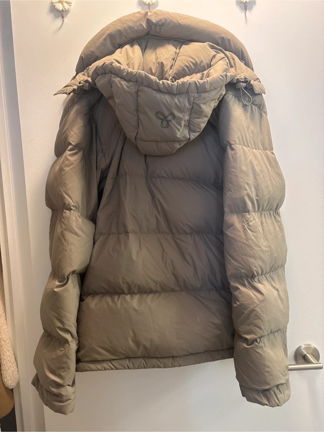 Aritzia Superpuff Puffer Jacket - photo 2