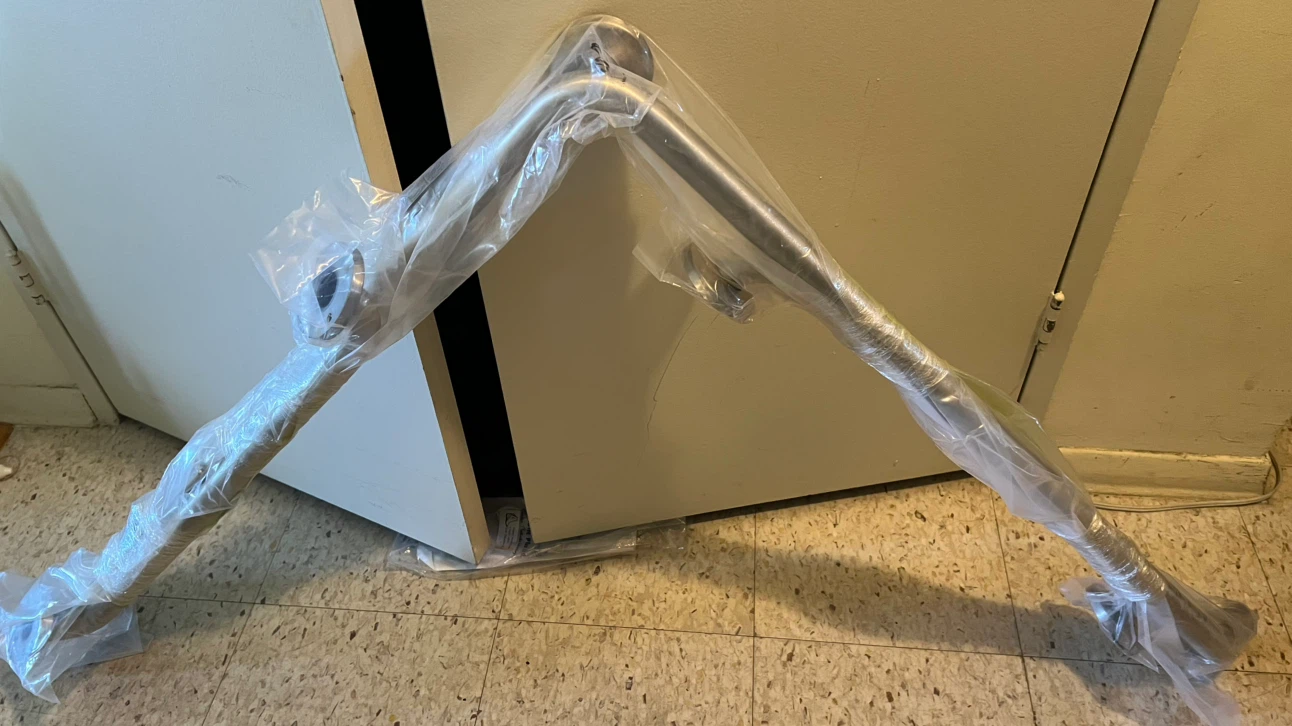 BRAND NEW Premium Stainless Steel Grab Bars – L-Shape & Straight