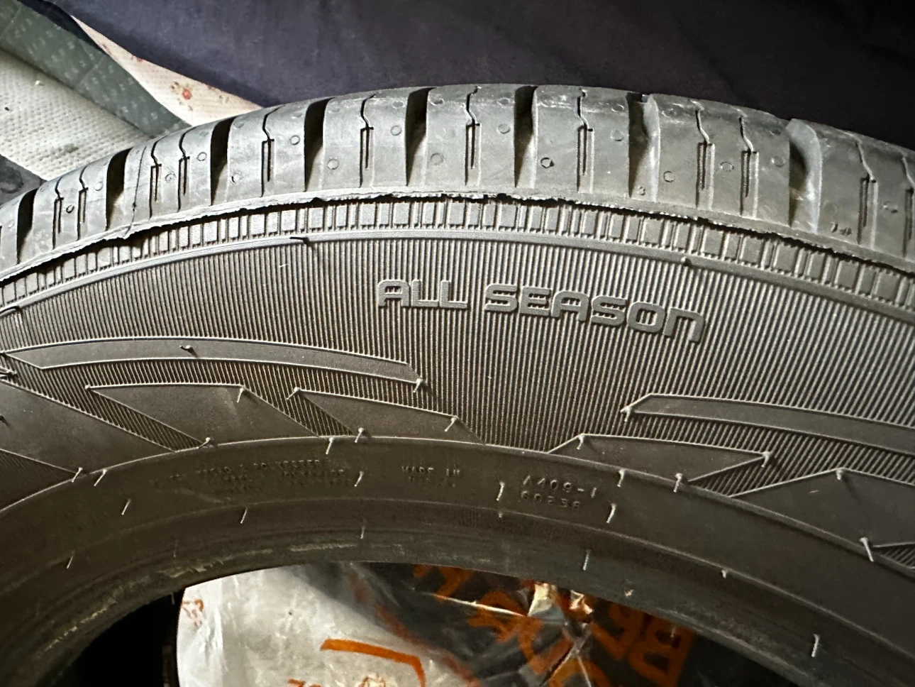 Nokian Tyres All Season 225/65R17 - photo 4