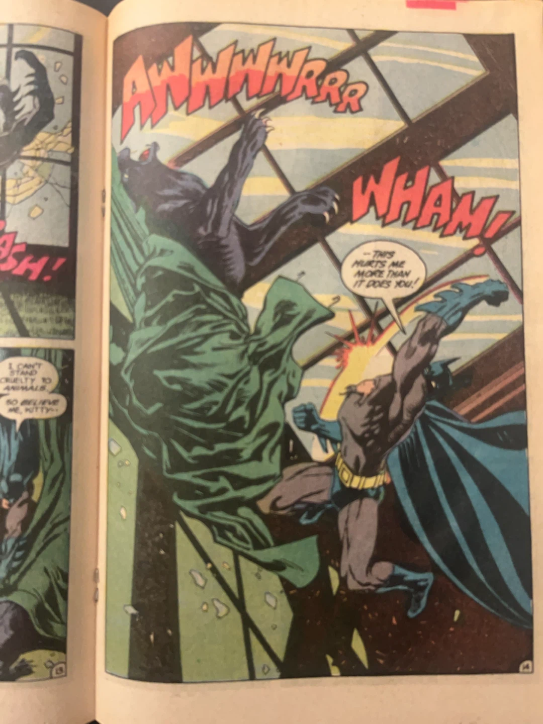 Batman Comic Issue 355 (C.1982) - photo 3