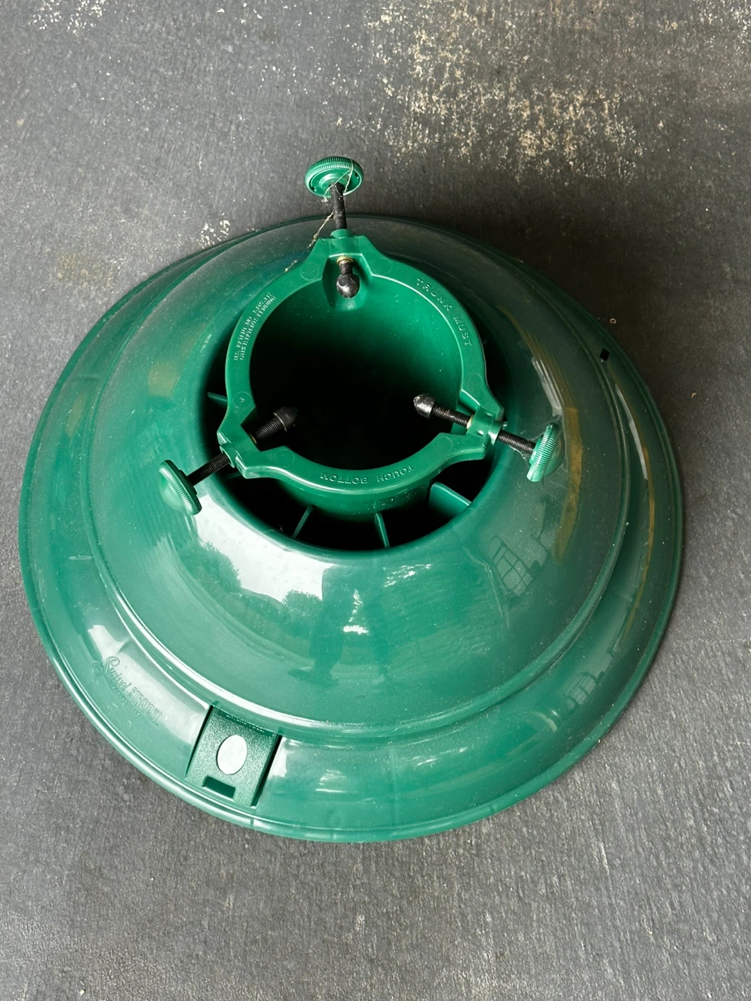 Swivel Straight Christmas Tree Stand