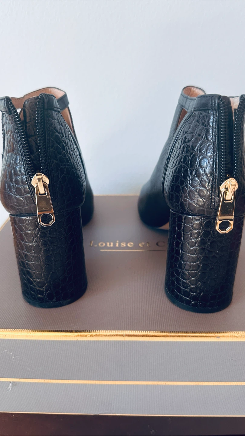 Louise et Cie Black Peep-Toe Booties - photo 2