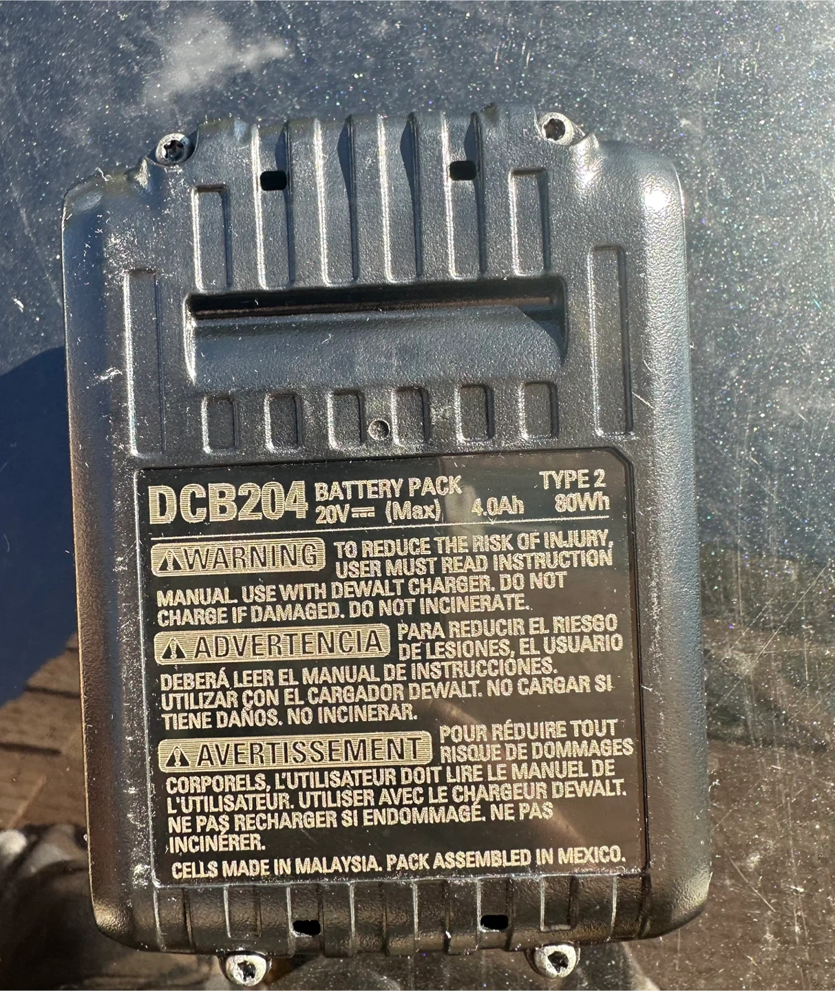 Firm price DeWalt 20V MAX XR 4.0Ah Battery Pack DCB204 - photo 2