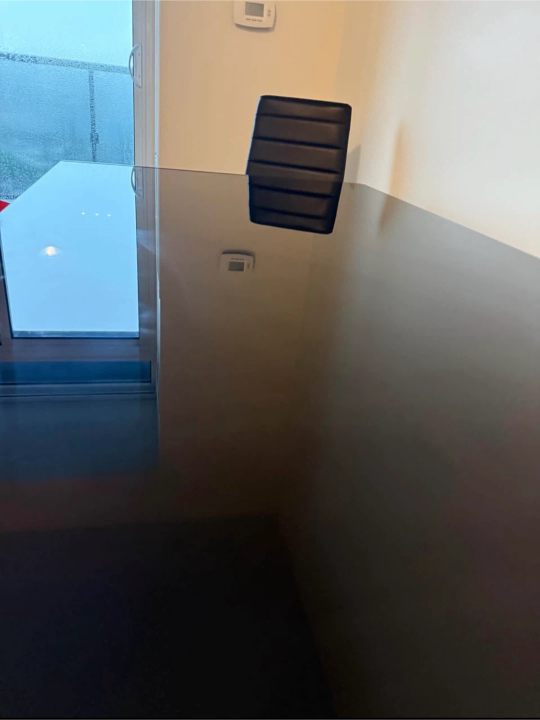 Black glass dining table with 6 chairs - photo 2