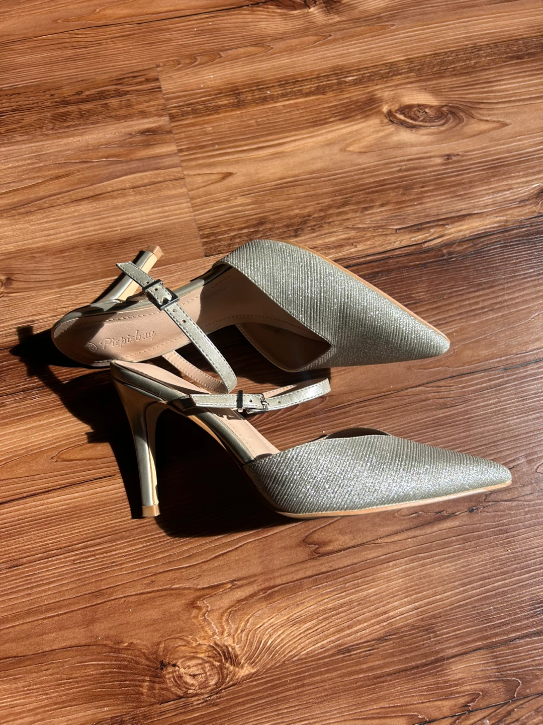 Women’s glitter heels (size 6.5) - photo 3