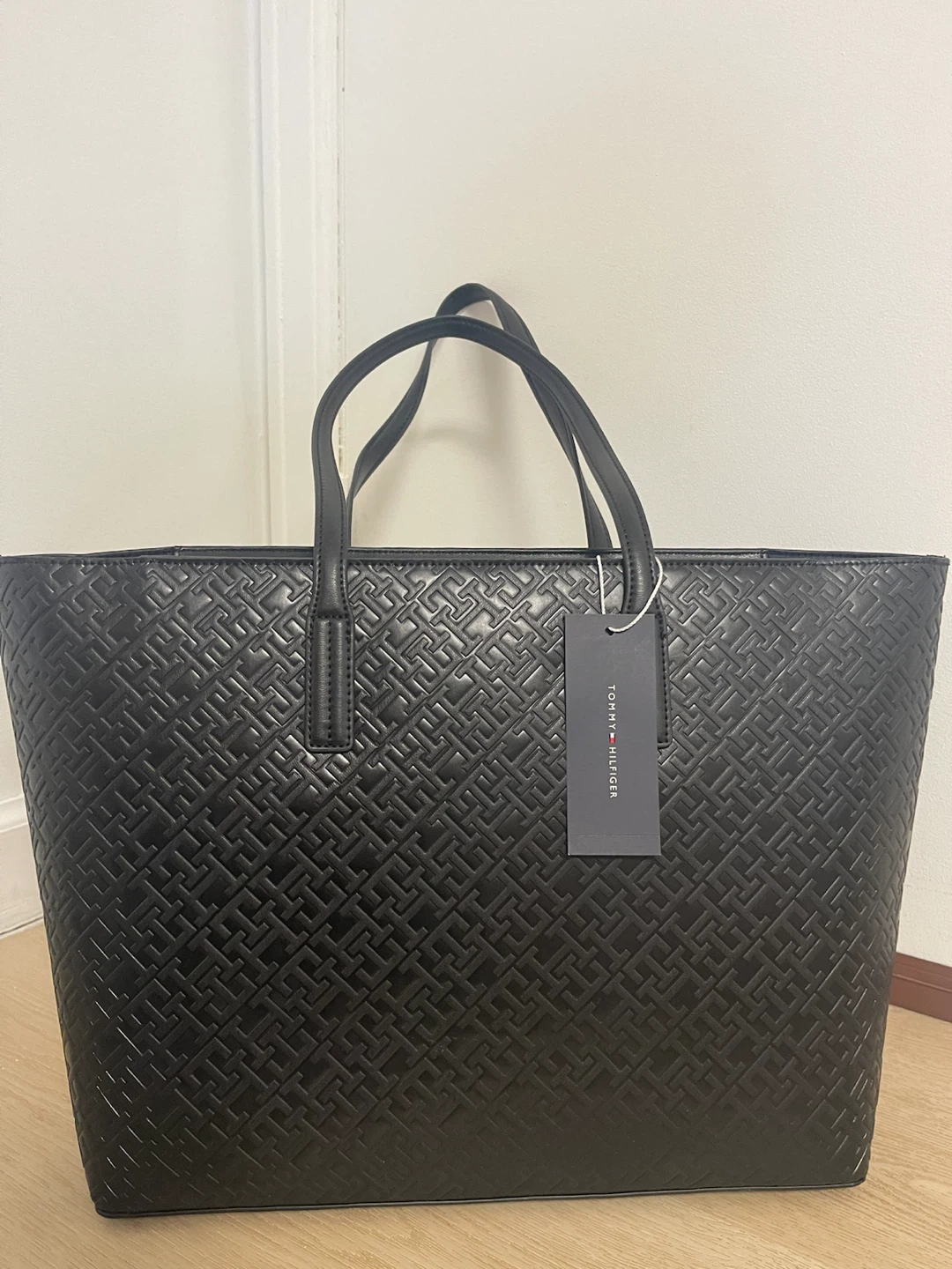 Tommy Hilfiger Black Tote Bag - photo 2