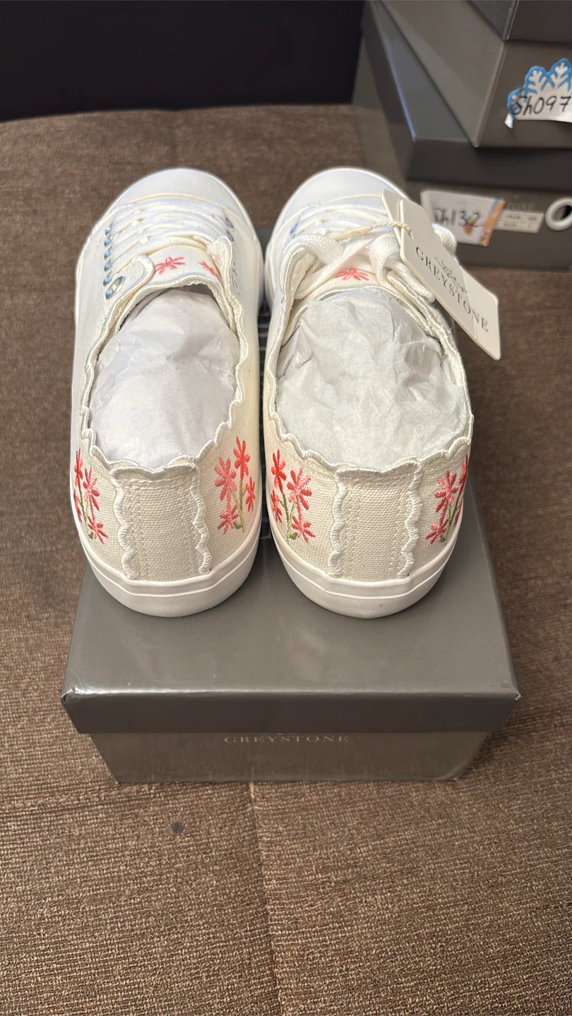 Greystone Floral Canvas Sneakers - photo 3