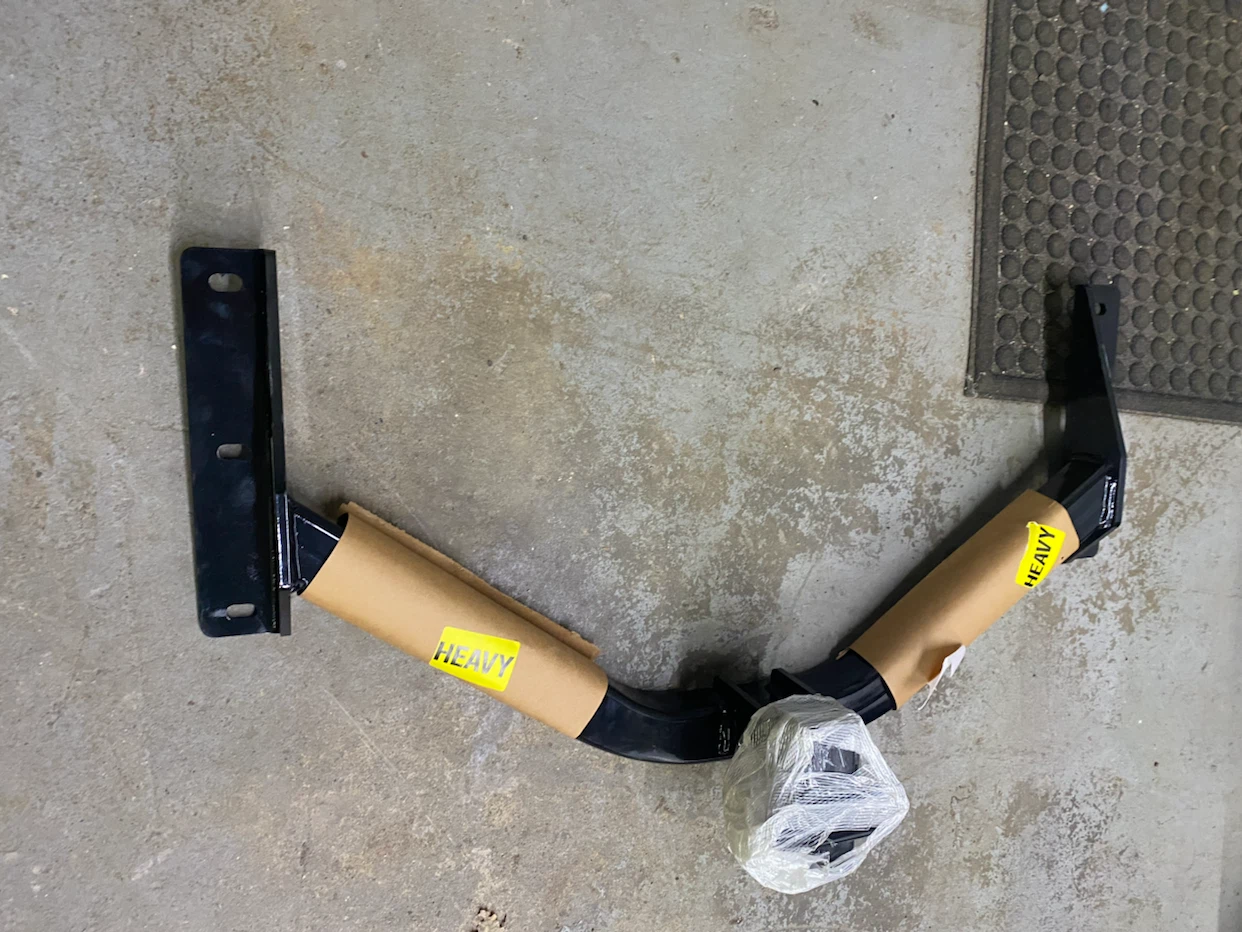 CURT Trailer Hitch 13146 fit Honda - photo 4
