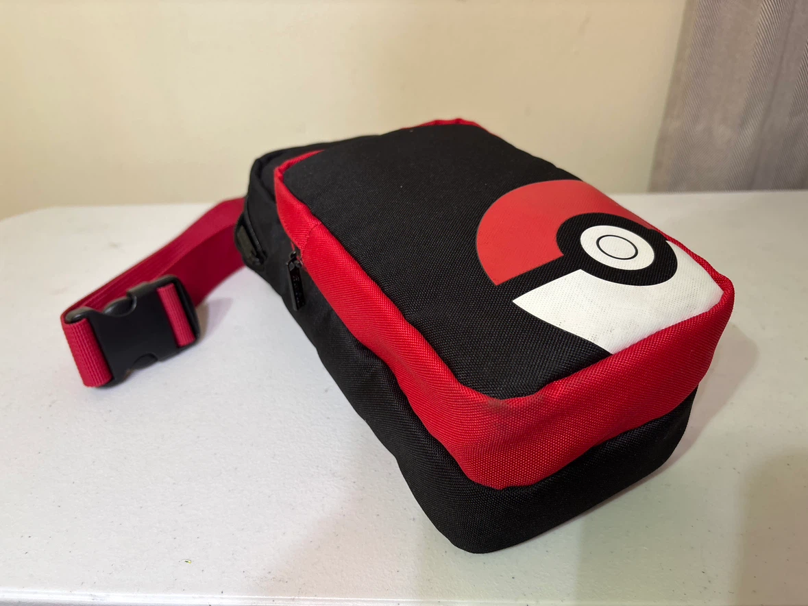 Official Nintendo Switch Adventure Pack Travel Sling Bag Pokemon - photo 2