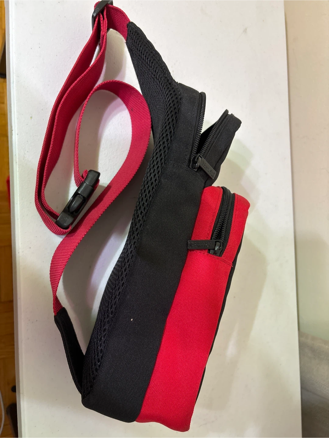 Official Nintendo Switch Adventure Pack Travel Sling Bag Pokemon - photo 3