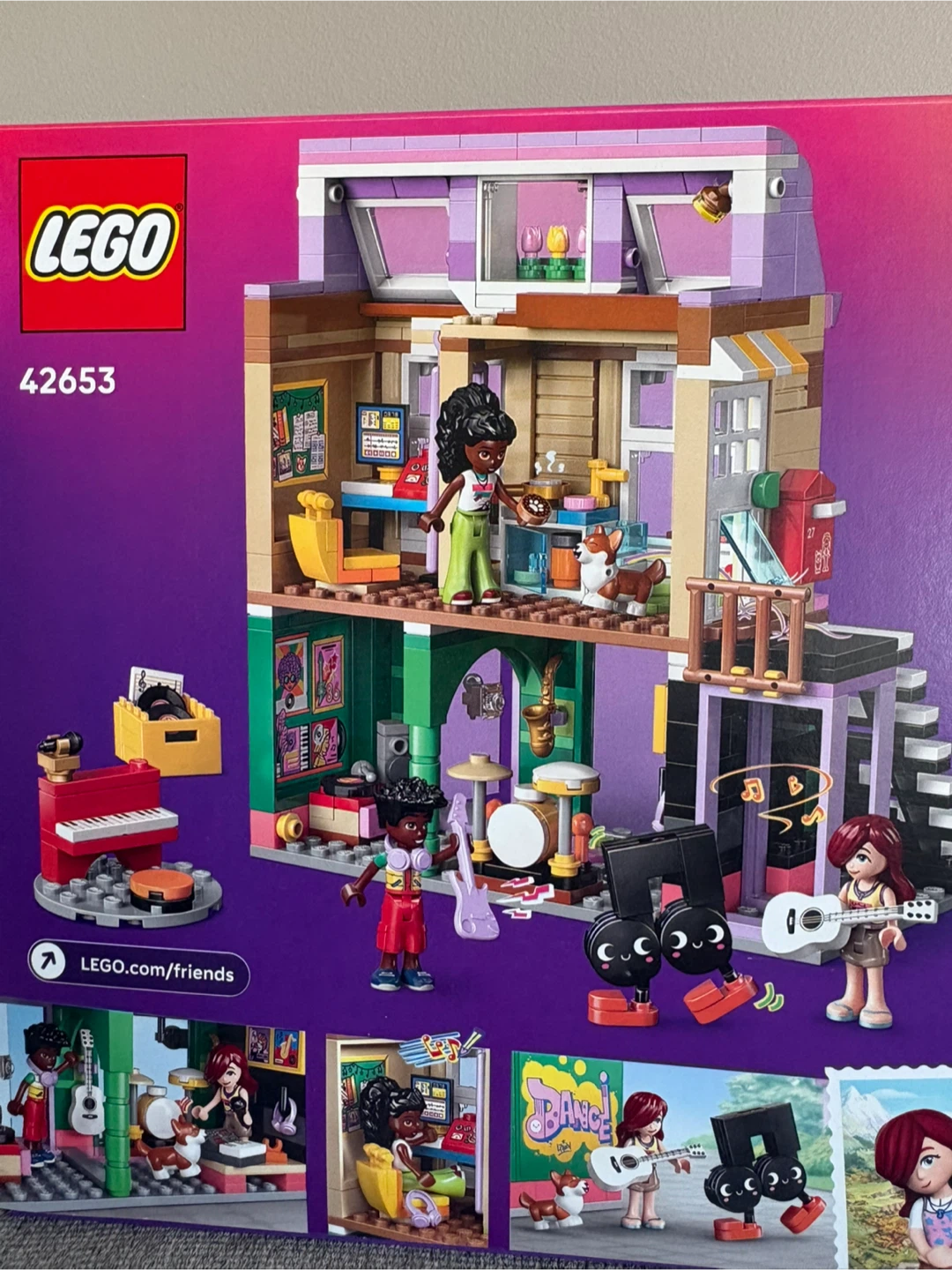 LEGO Friends Music Store & Apartment 42653 - photo 4