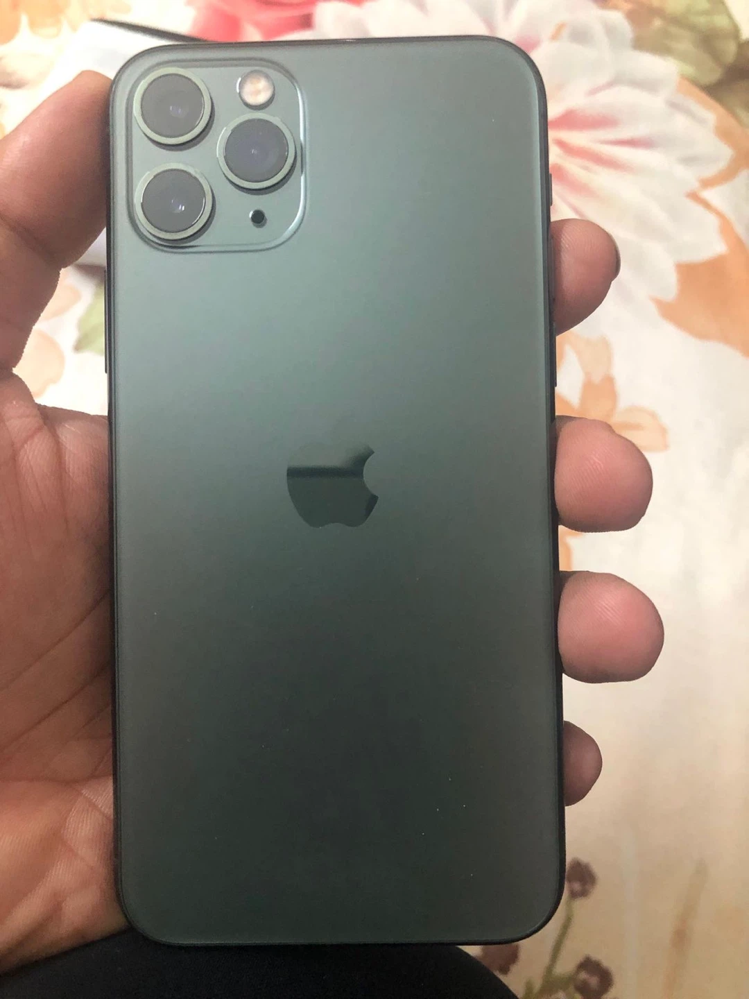 iPhone 11 Pro Max|Mint Condition\ 100% Battery - photo 3