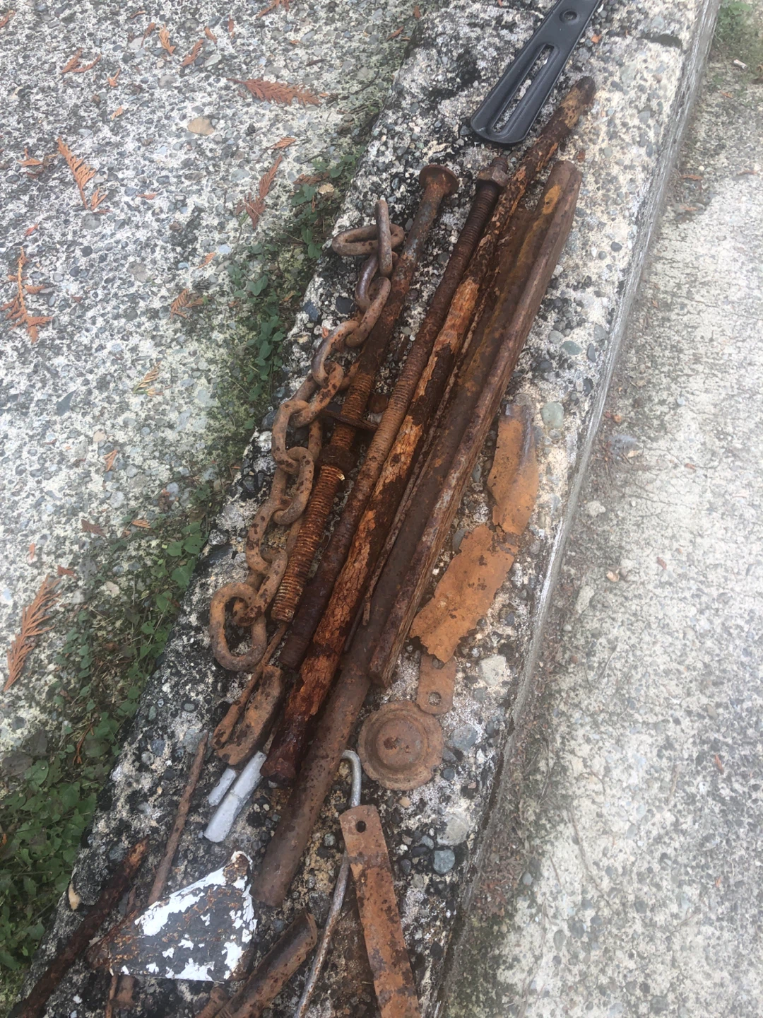 Assorted Hardware and Metal Parts - photo 2