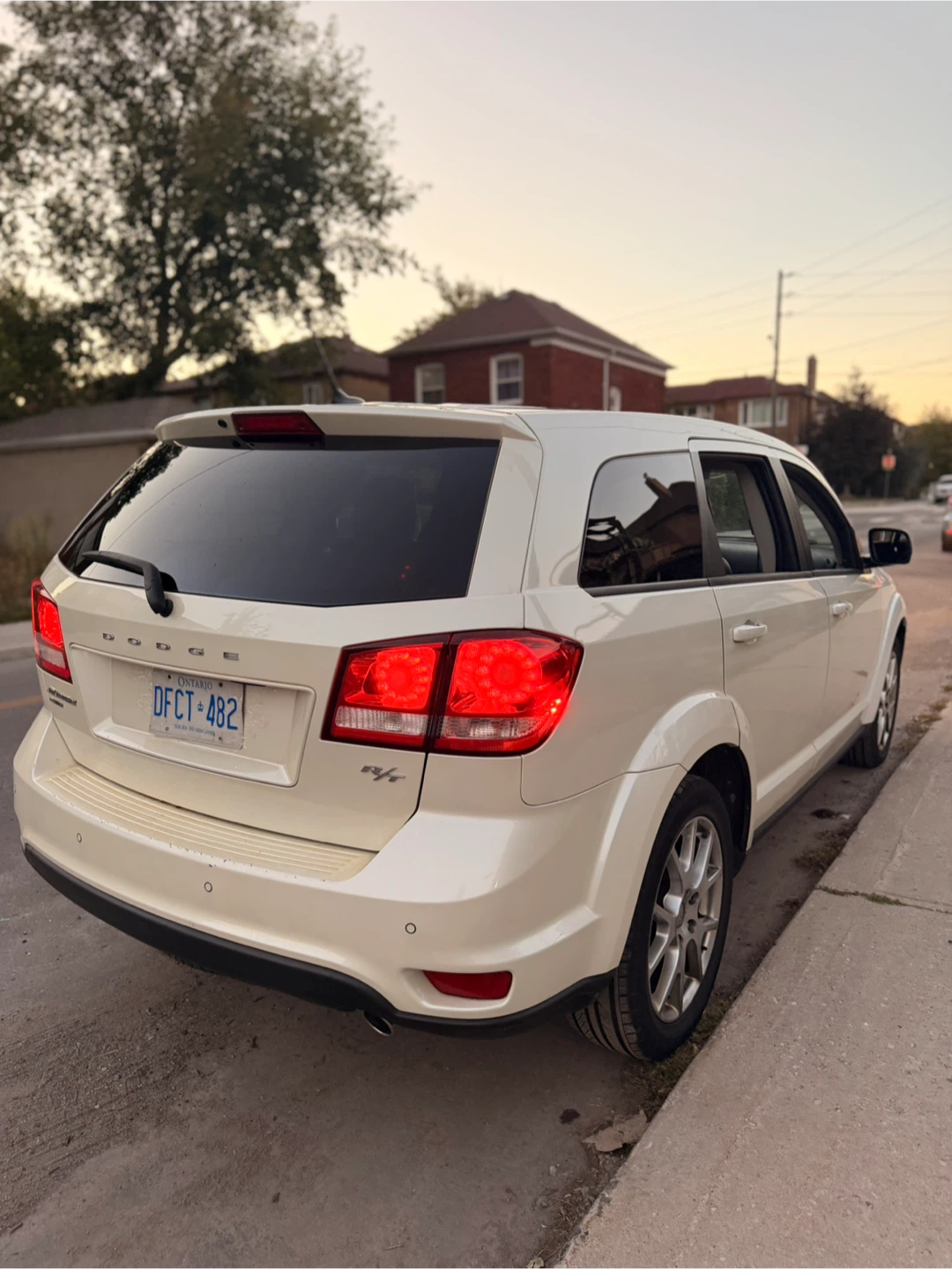 White Dodge Journey R/T - photo 3