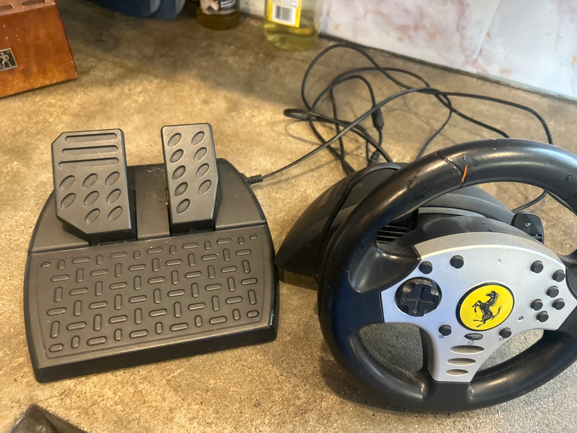 Thrustmaster Ferrari Racing Wheel and Pedals