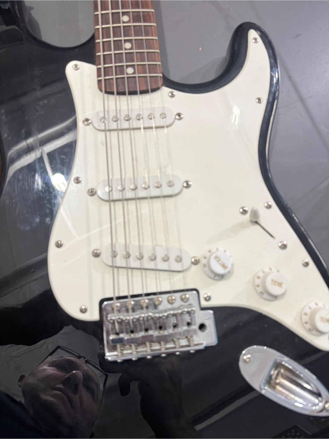 Squier by Fender Stratocaster Electric Guitar - photo 2