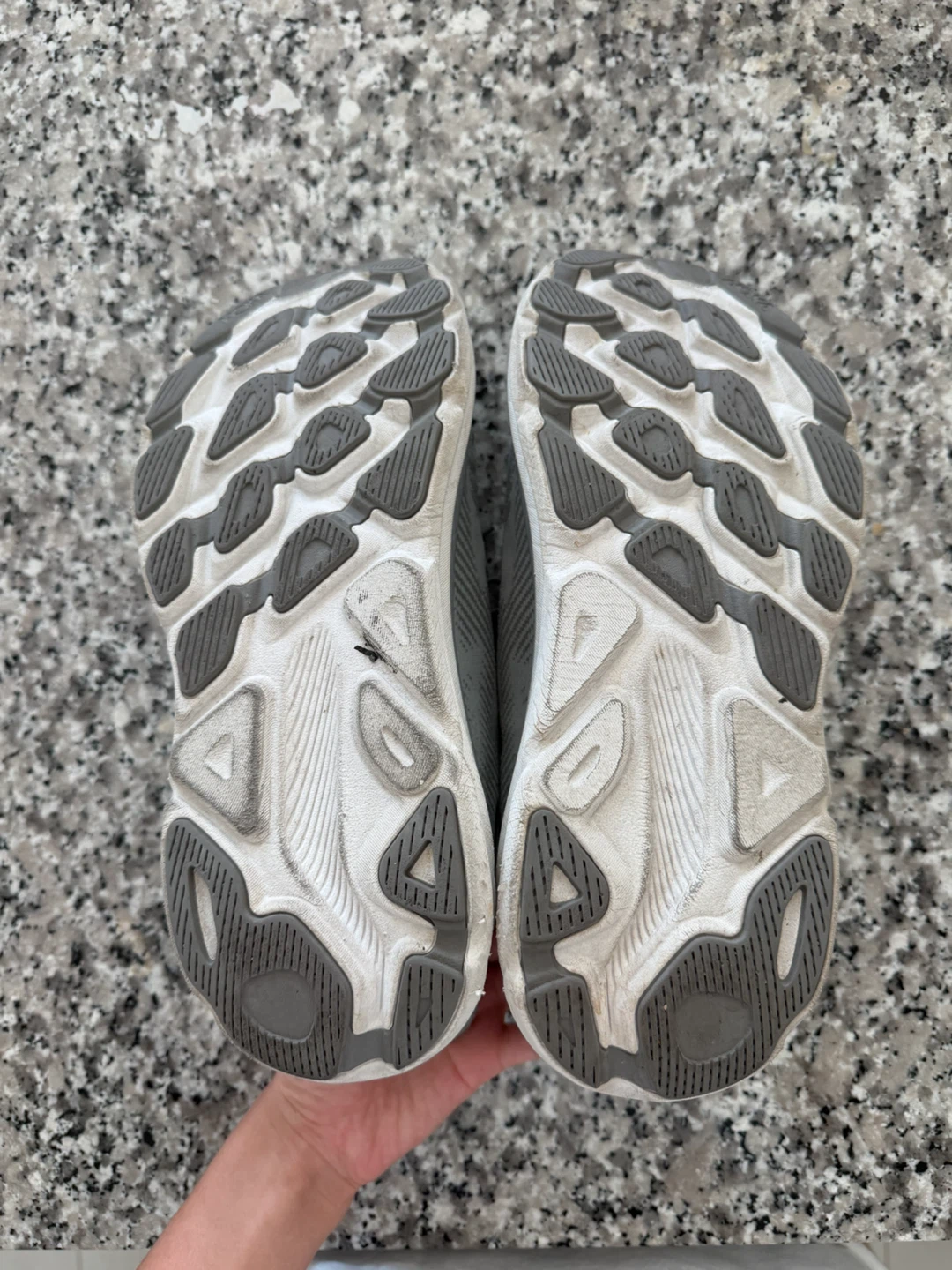 Hoka Clifton 9 Running Shoes Grey - photo 4