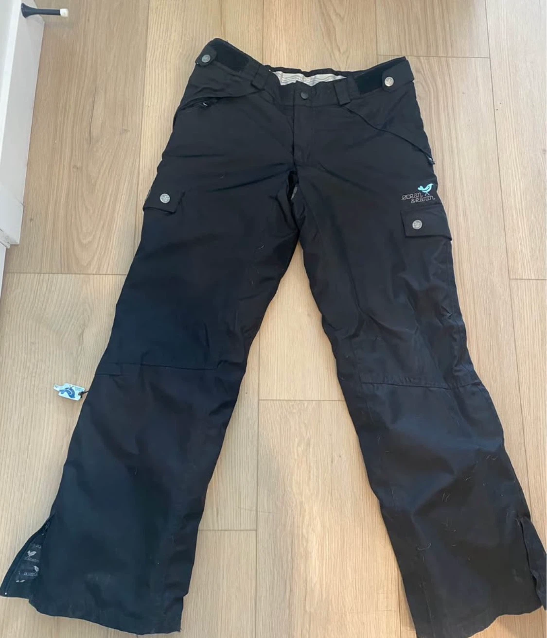 Ocean & Earth black snow pants