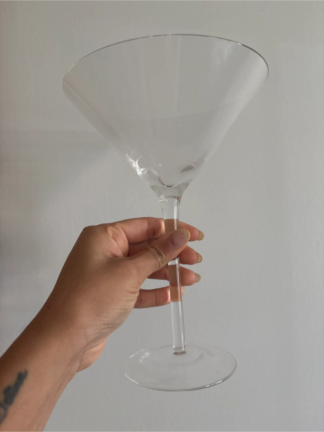8 Clear Glass Martini Glasses - photo 2