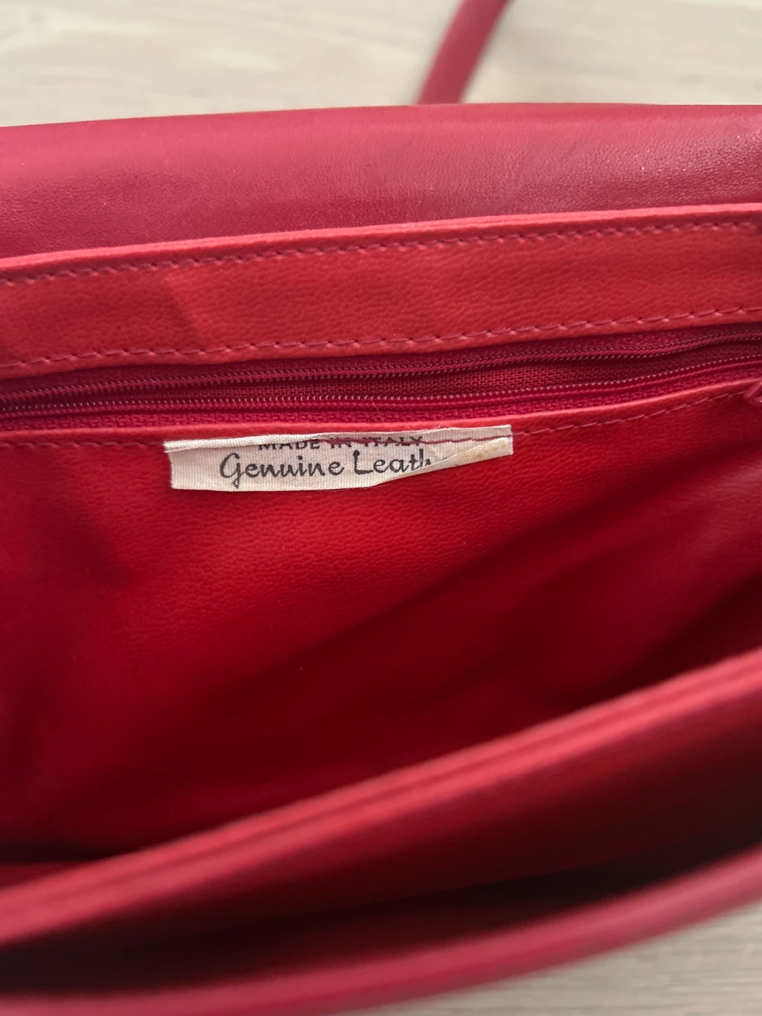 Red Vintage Italian Leather Crossbody Bag - photo 5