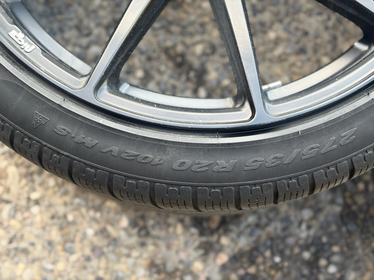 20" Staggered Niche Winter Wheels & Tires Set - 5x114.3 - photo 5
