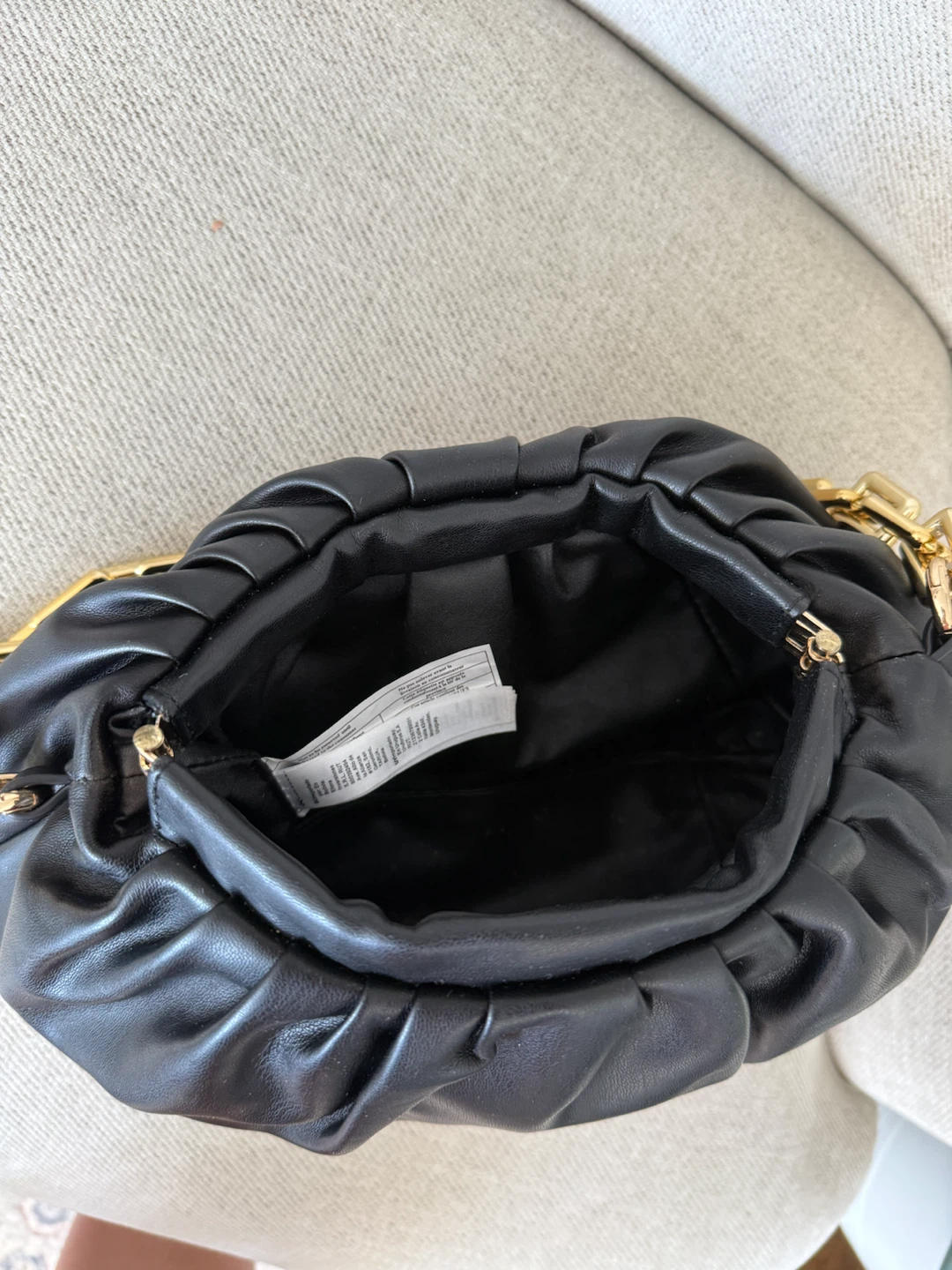 Black Ruched Handbag with Gold Chain - photo 3