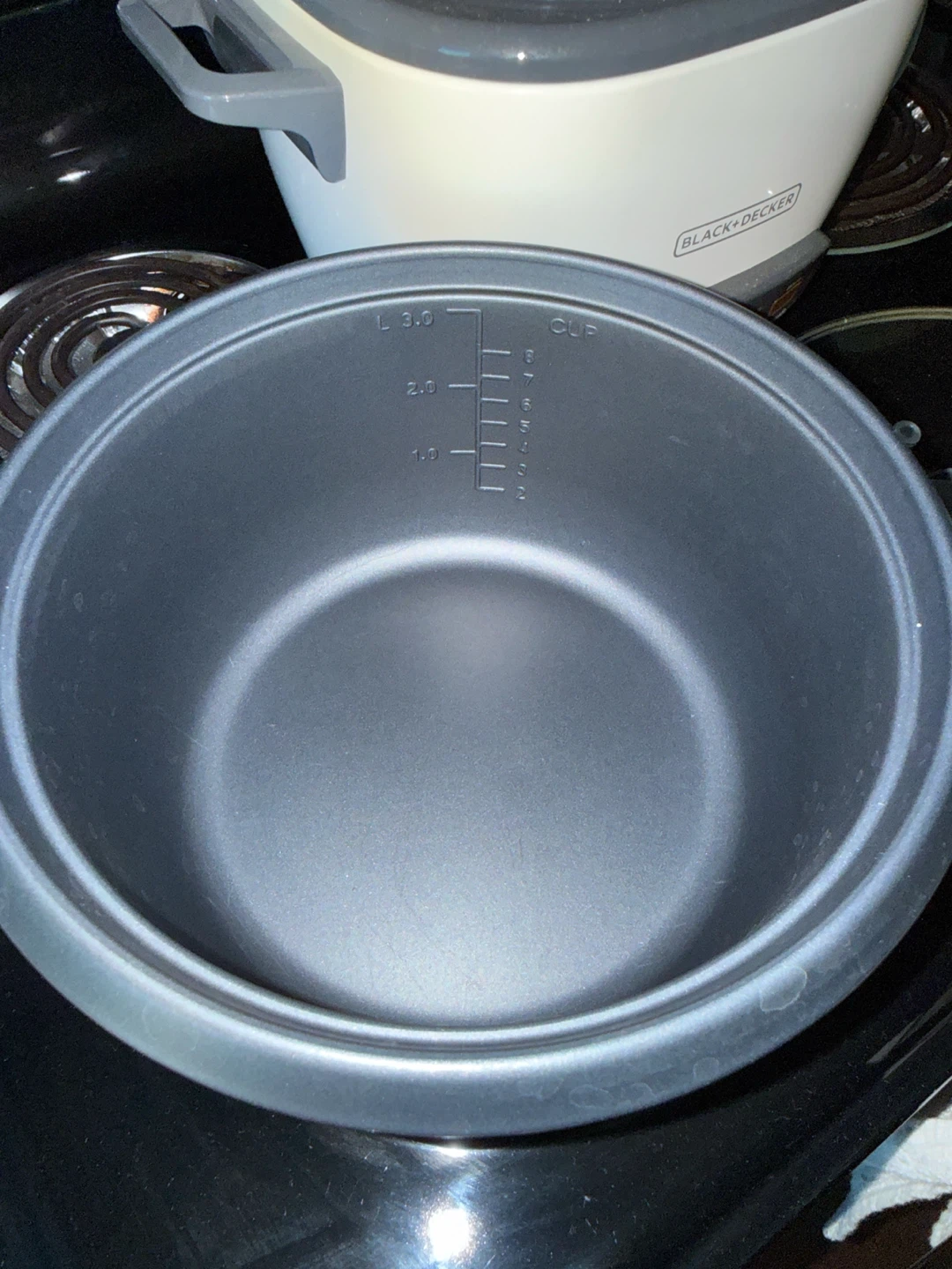 Black+Decker 3L Rice Cooker - photo 3