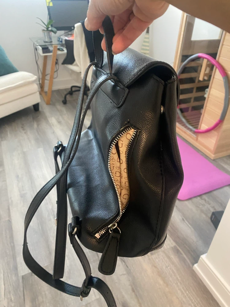 Guess Black Backpack - photo 3