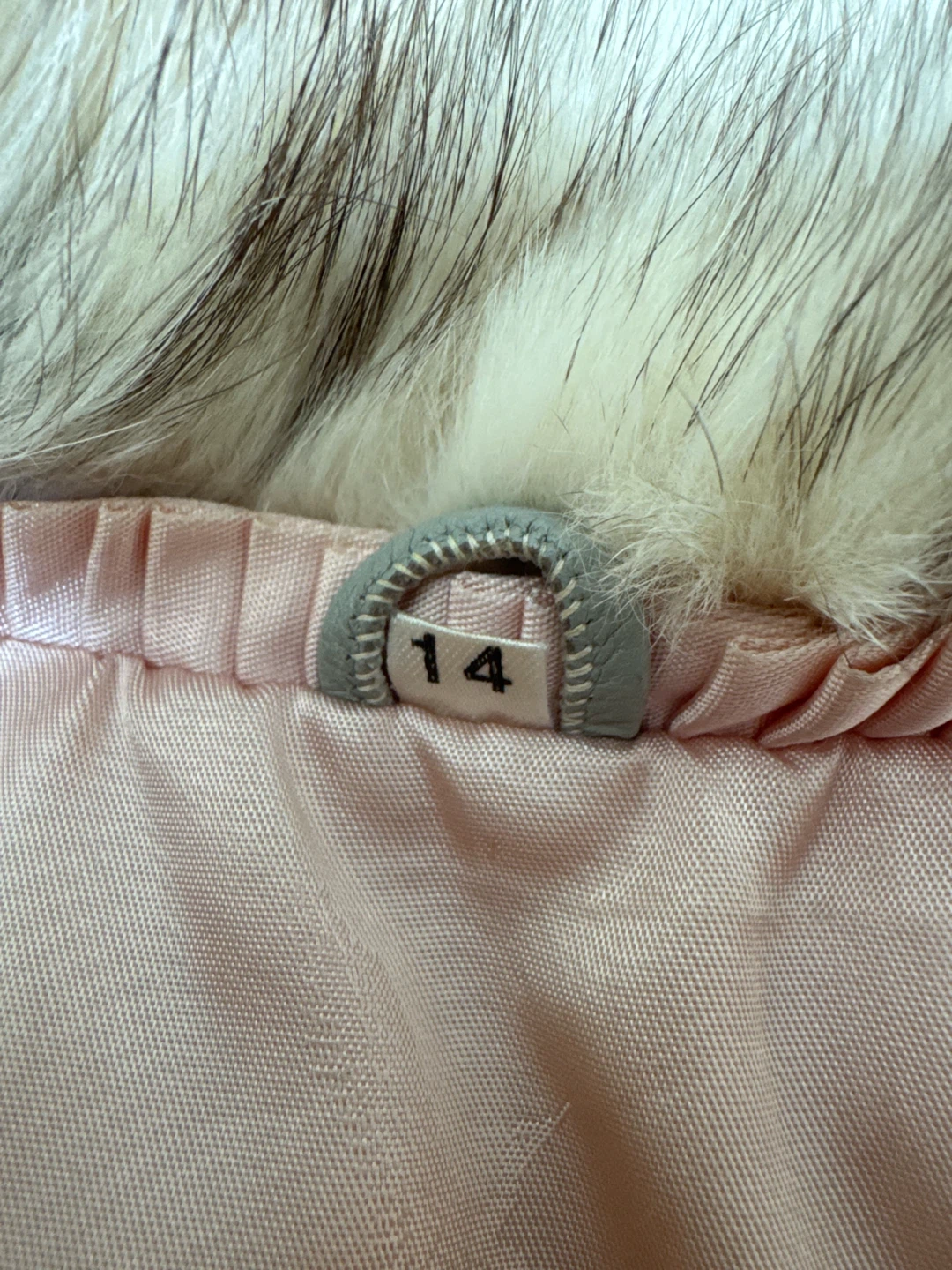 Saga Fox Fur Coat - Size 14 (Fits like M) - photo 4